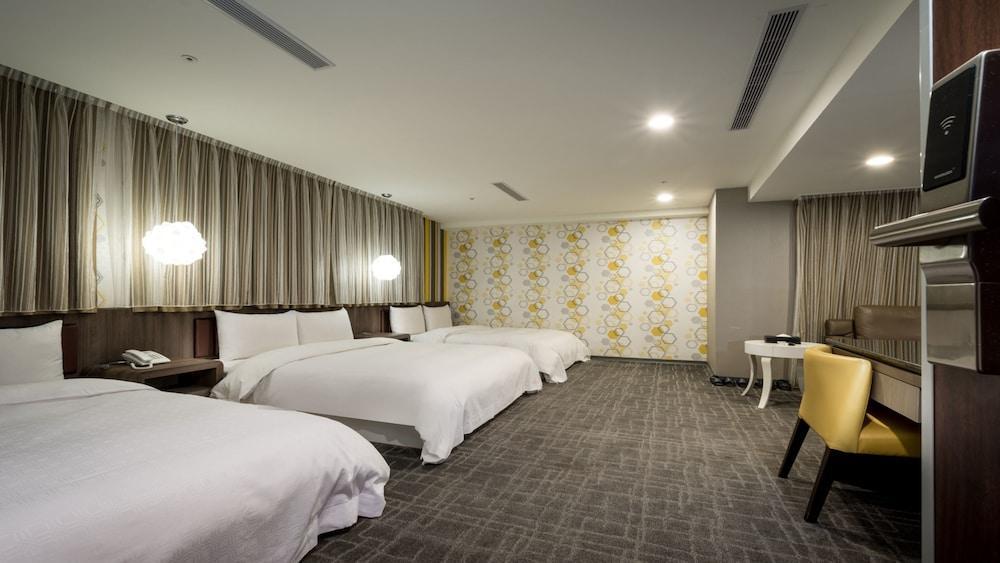 Zaw Jung Business Hotel Taichung Extérieur photo